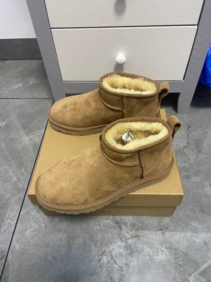 UGG  snow boots EU 38 - photo numéro 2