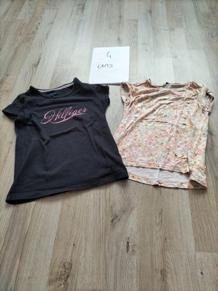 Lot 2 t shirts - photo numéro 1