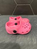 Crocs roses