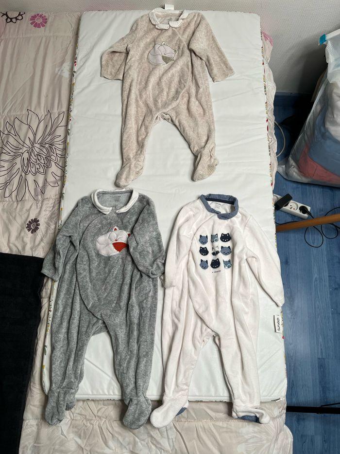 Pyjamas 12 mois - photo numéro 2