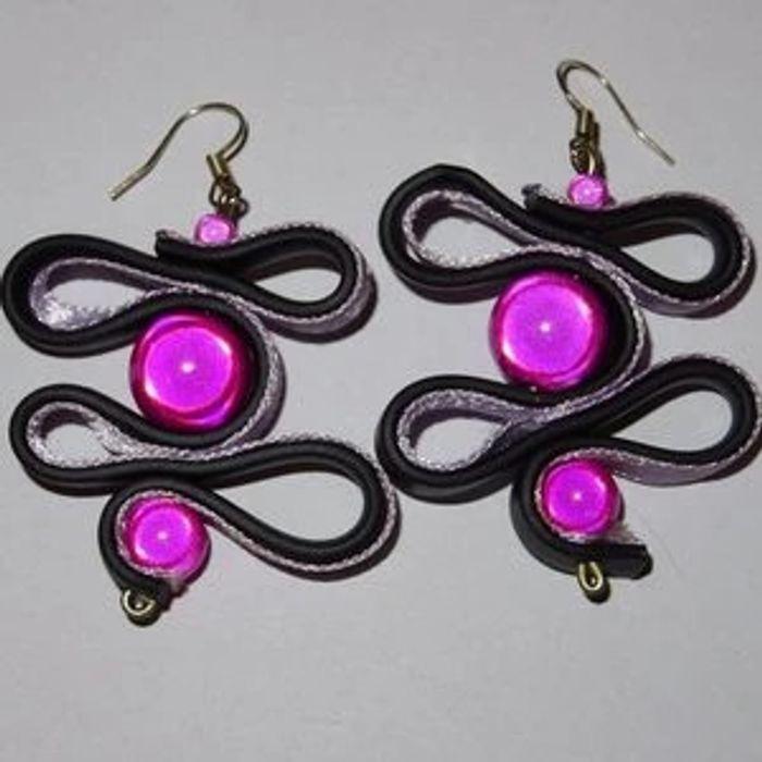 Boucles d'oreilles originales