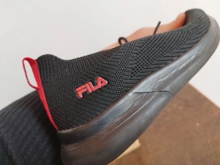 Baskets  Fila pointure 34 - photo numéro 7