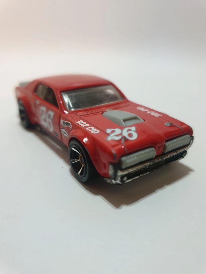 Hot Wheels 68 Mercury Cougar Rouge, 2013 - photo numéro 4