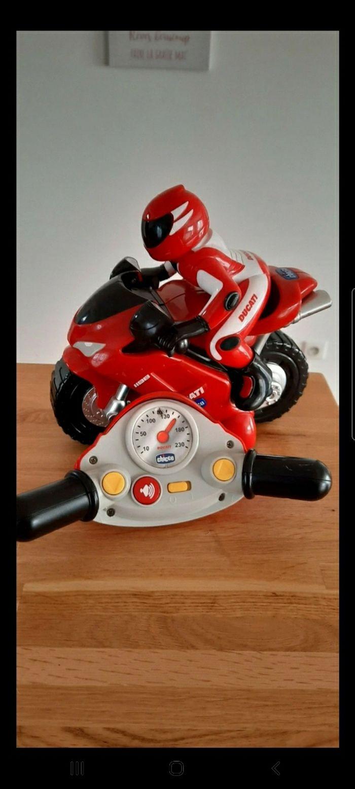 Moto ducati télécommandé chicco