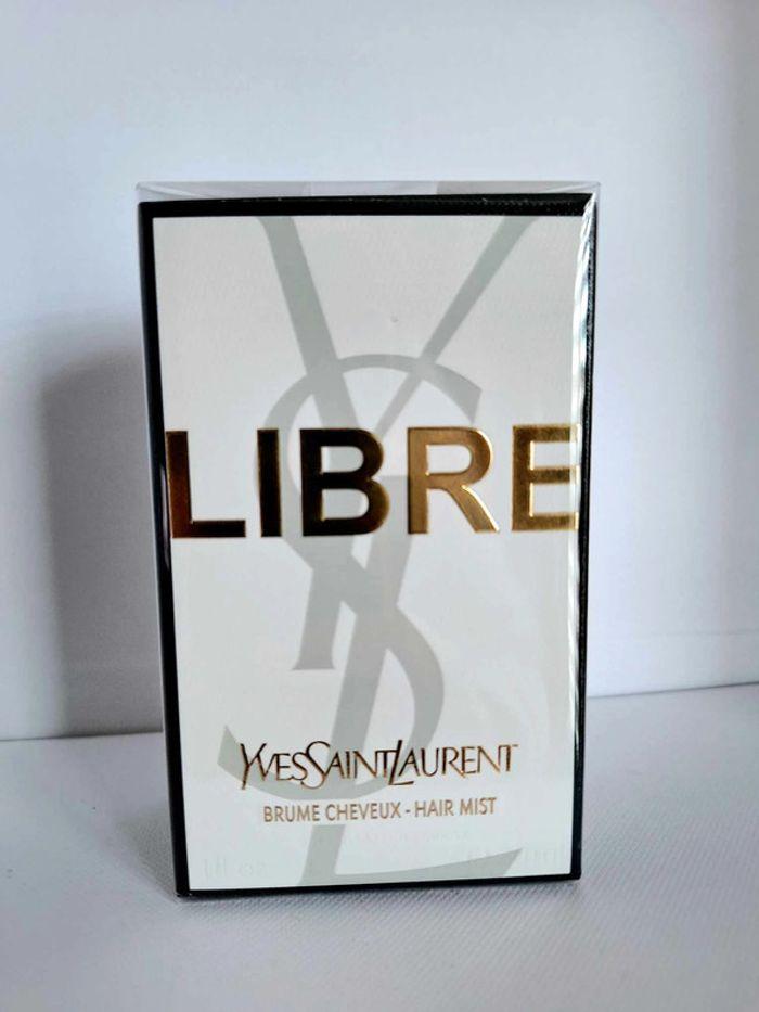 Brume cheveux parfumée Libre Yves Saint Laurent - photo numéro 1