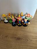 Vends personnages Astérix