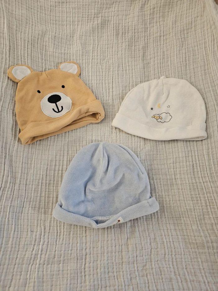 Lot de 3 bonnets bébé - photo numéro 1