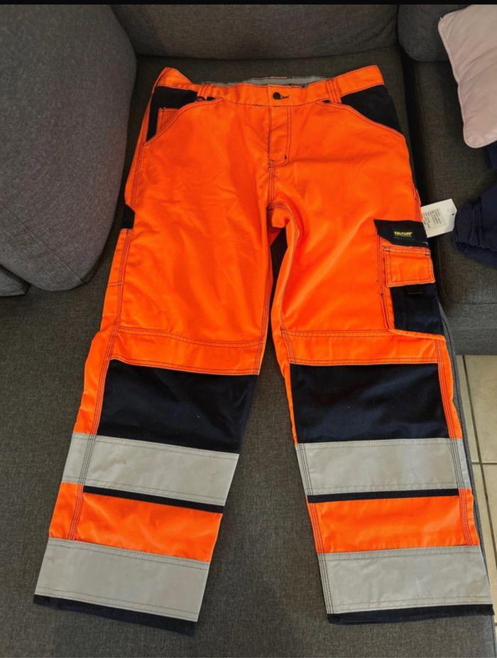 Lot de pantalon de travail - photo numéro 1