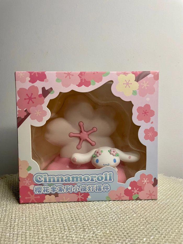 Veilleuse figurine fleur de cerisier sanrio Cinnamoroll - photo numéro 3