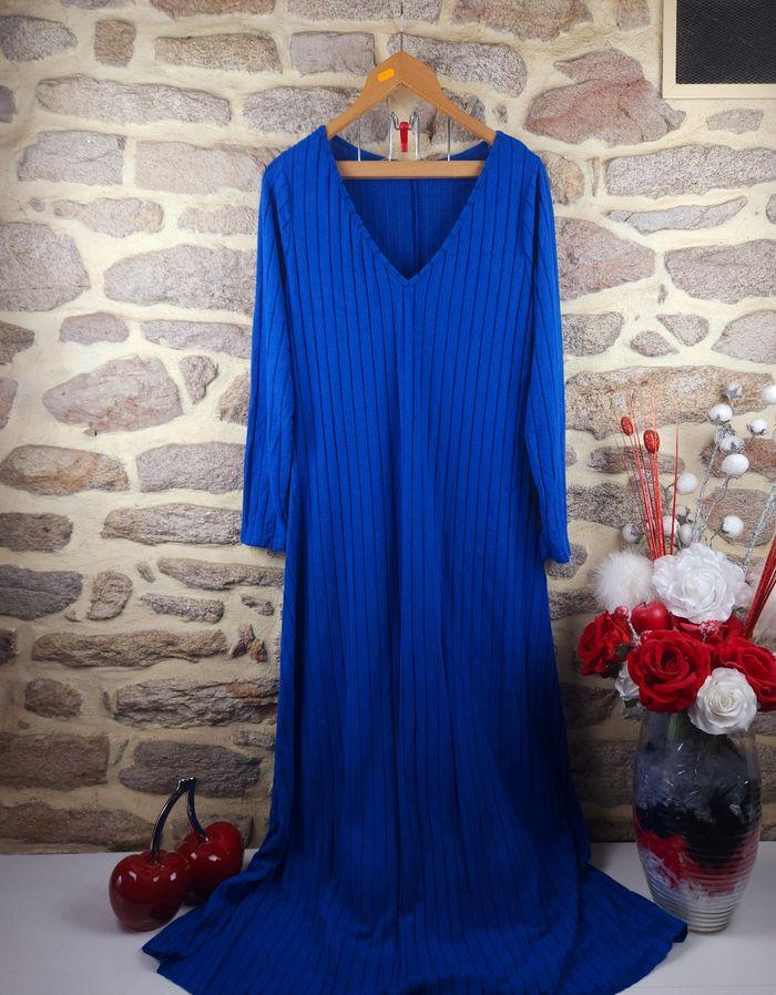 Robe longue côtelée bleue électrique Femme taille 50 marque Asos 🍒 - photo numéro 1