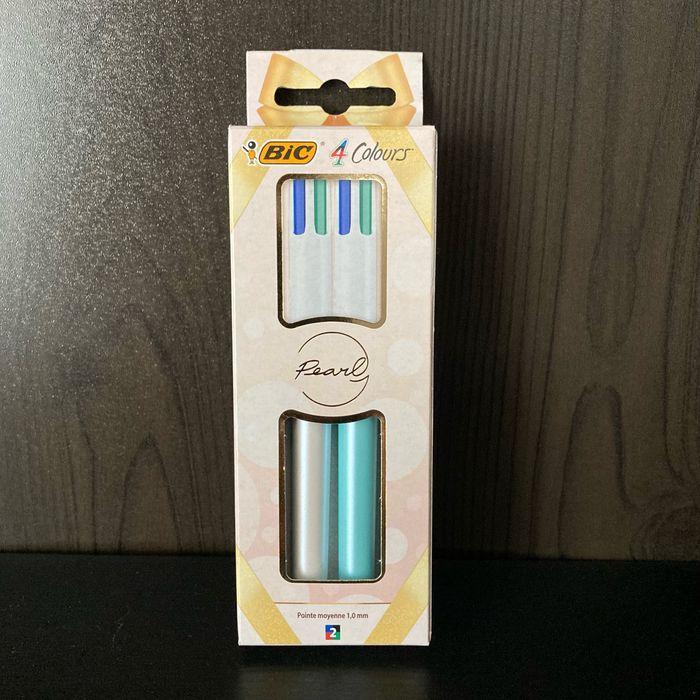 2 BIC 4 couleurs Pearl (NEUF)