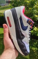 Basket Nike air max 1 femme bleue marine et rose pointure 36.5 bon état