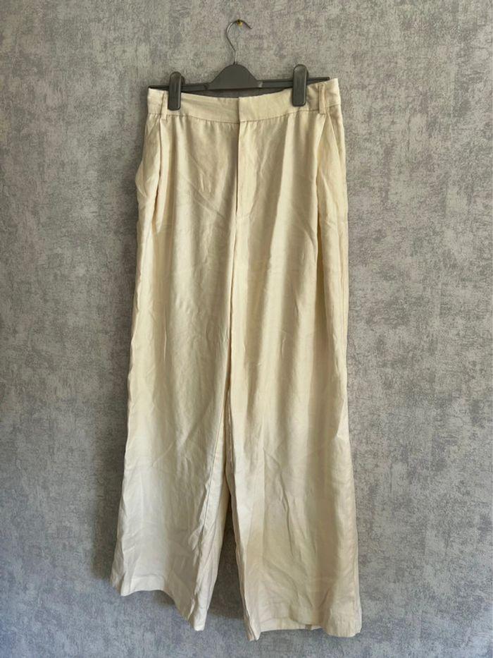 Pantalon fluide ajusté blanc cassé/crème Zara - photo numéro 1