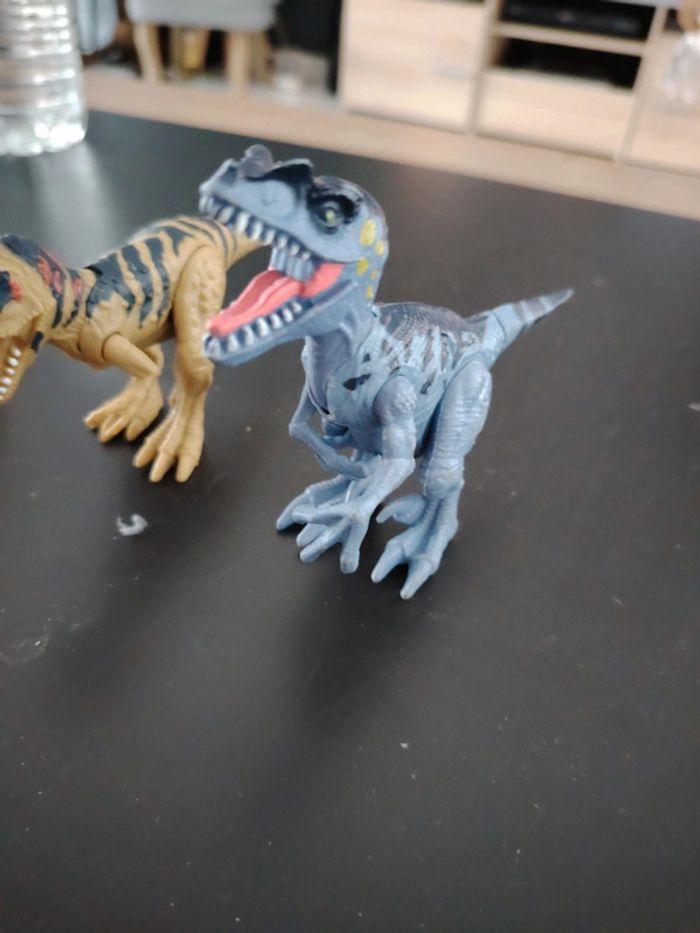 Lot dinosaures articulés - photo numéro 5