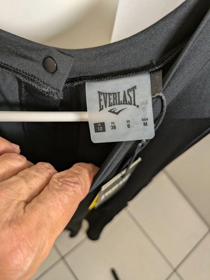 Combinaison de sport noire Everlast neuve - photo numéro 11