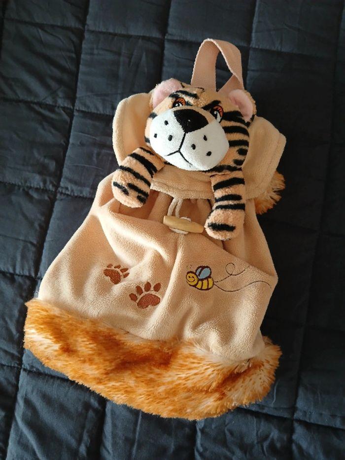 Petit sac à dos pour la crèche 🐯 - photo numéro 1