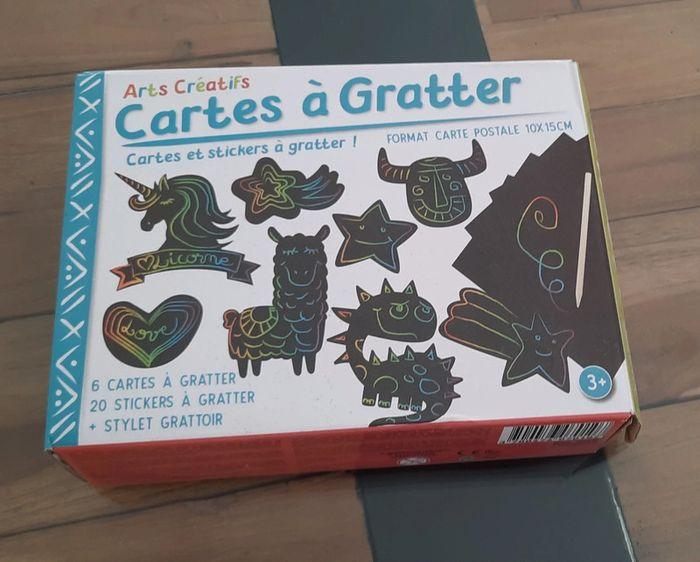 Jeu de cartes à gratter