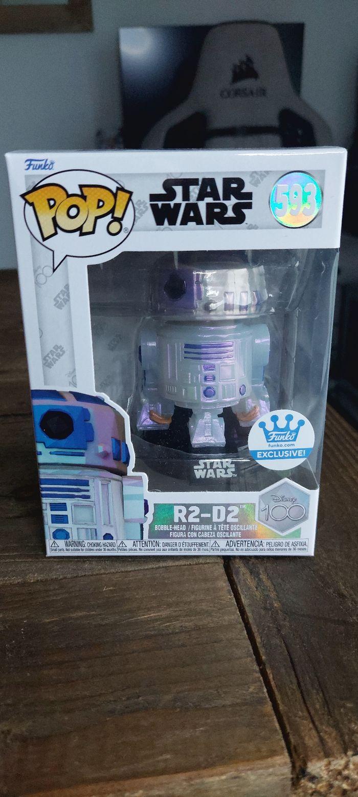 Funko POP Disney 100. R2-D2 Facet #593 - photo numéro 1