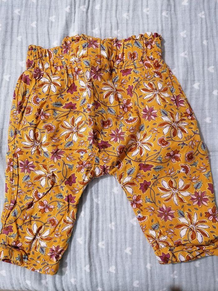 Pantalon fleuri - photo numéro 2