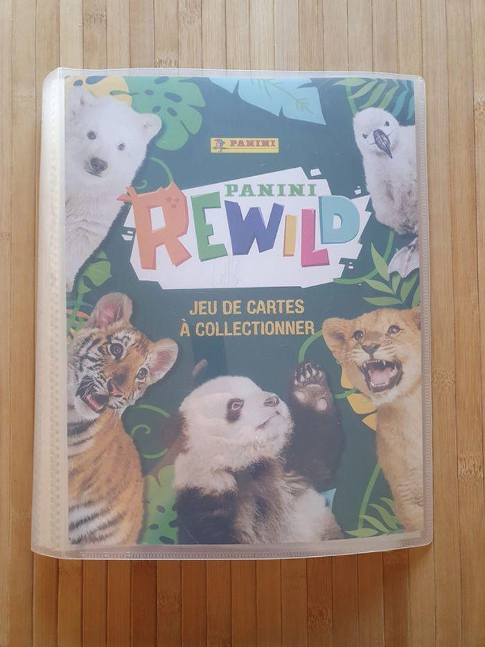 Classeur Panini "Rewild" Vide et Neuf - photo numéro 1