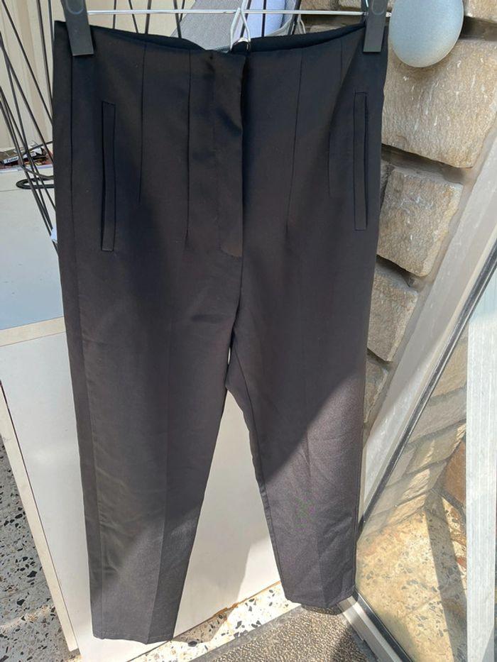 Pantalon tailleur - photo numéro 1