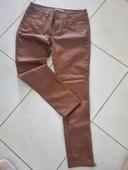 Pantalon effet cuir marron