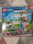 Lego City - La maison familiale - 60291 - ok