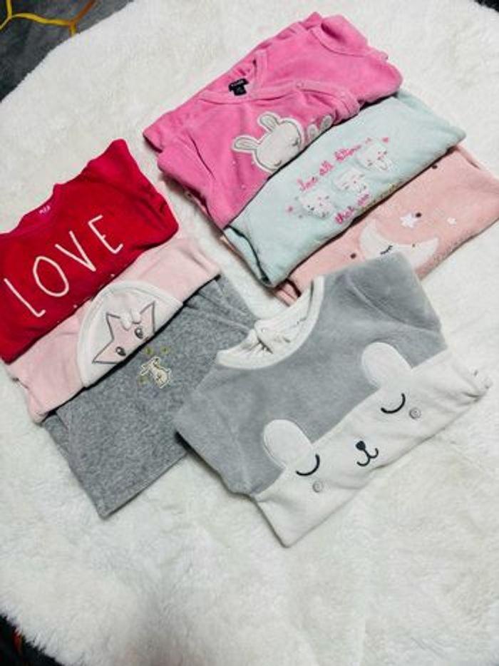 Lot de 7 pyjamas bébé fille - photo numéro 1