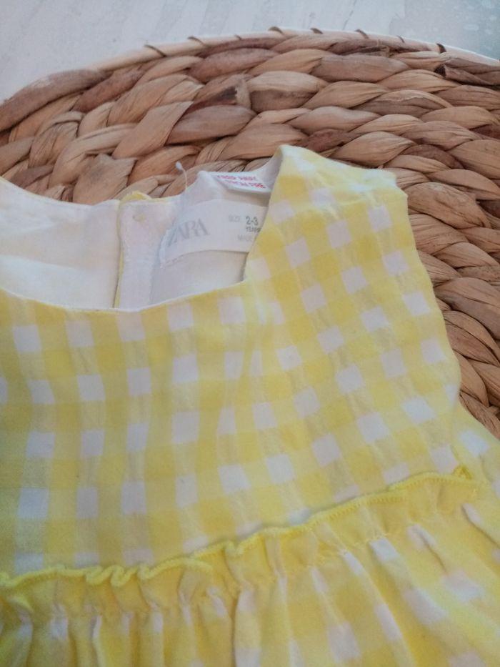 Robe cérémonie zara fille a carreaux jaune fluo, 24/36 mois, comme neuf - photo numéro 7