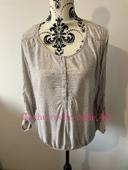 Blouse beige à motifs blanc manches longue modulable manche 3/4 cache cache taille 3 soit taille 40