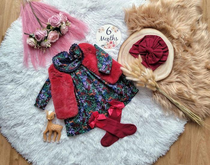 Ensemble gilet fourrure, robe fleurie, turban et chaussettes hautes DPAM fille 6 mois 🎀 - photo numéro 1