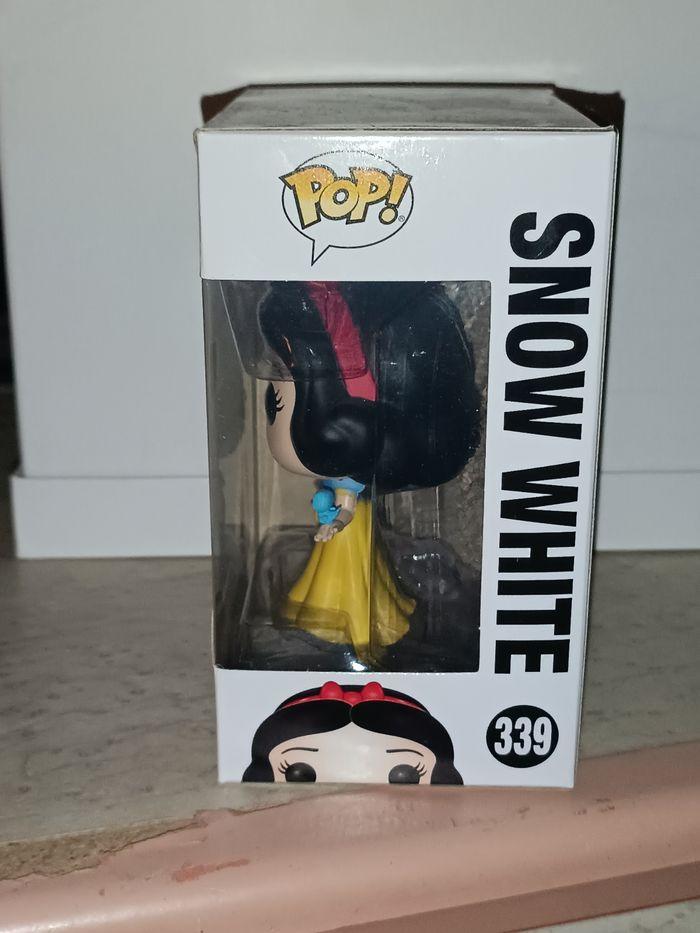 Figurine funko POP Blanche Neige 339 - photo numéro 3