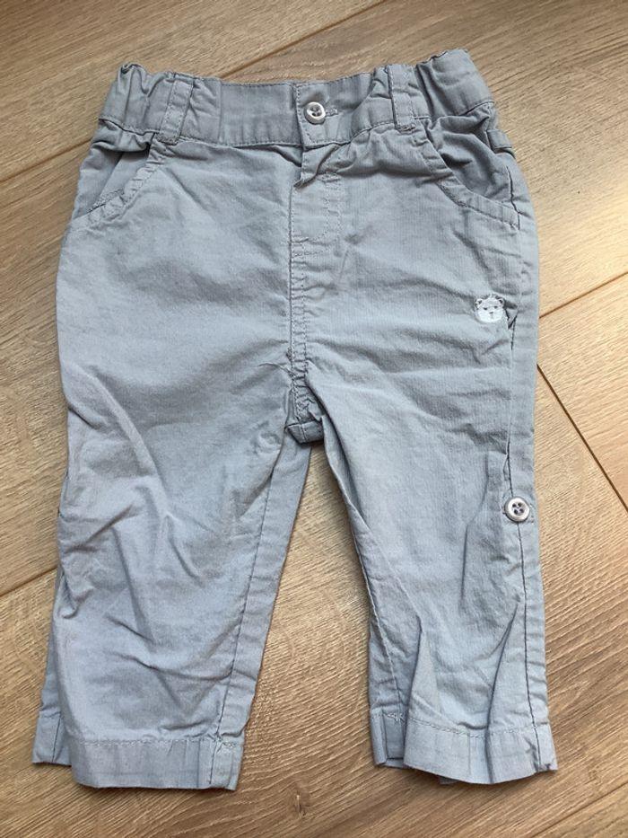 Pantalon gris 6 mois - photo numéro 1