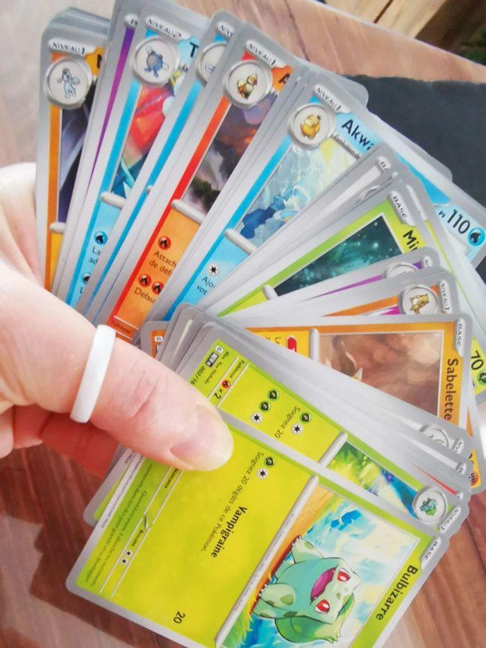 Gros lot de 50 cartes pokémon 151 sans doubles - photo numéro 3