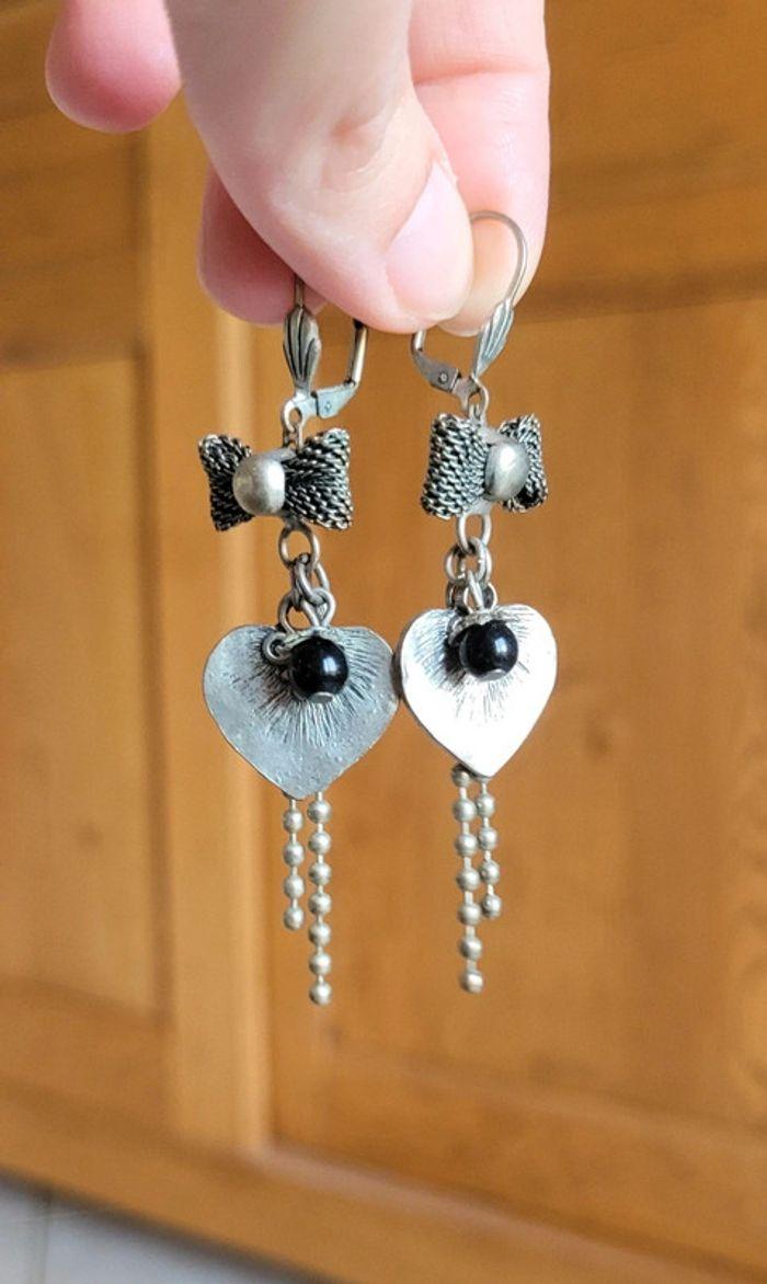 Boucles d'oreilles argentées - photo numéro 1