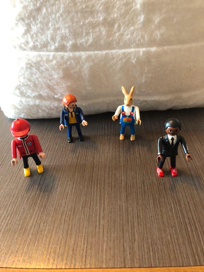 4 Divers personnage  playmobil - photo numéro 1