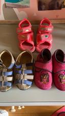 Lot chaussures taille 21