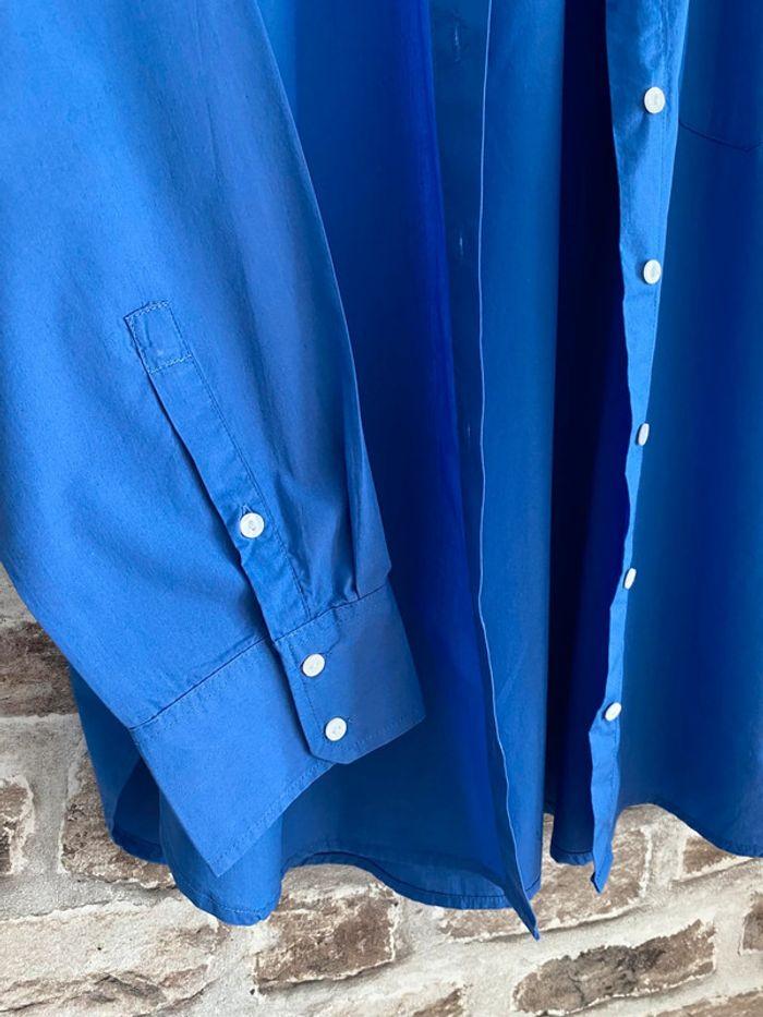 Chemise bleu vif STRADIVARIUS 38 neuve sans étiquette - photo numéro 3