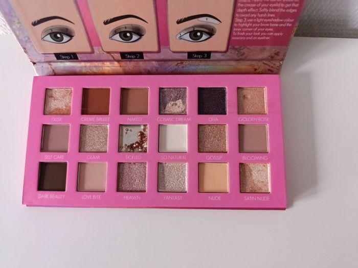 💄Palette Dusk Fab Factory 18 fards à paupières💄 - photo numéro 6