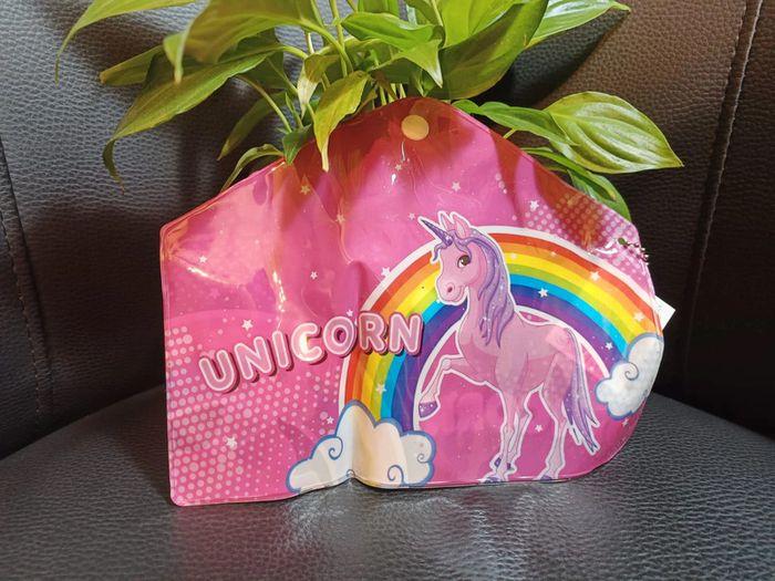 Pochette licorne possible en lot - photo numéro 2