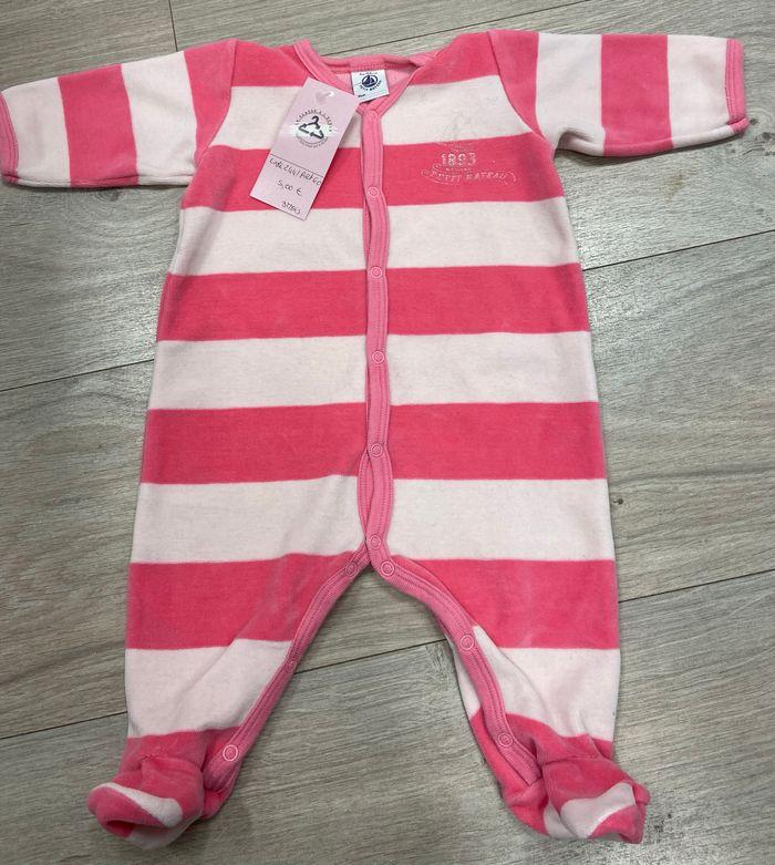 Pyjama petit bateau fille 3mois 5e très bonne état