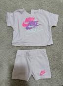 Ensemble Nike