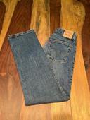 34. Levi’s 550 bootcut 8M