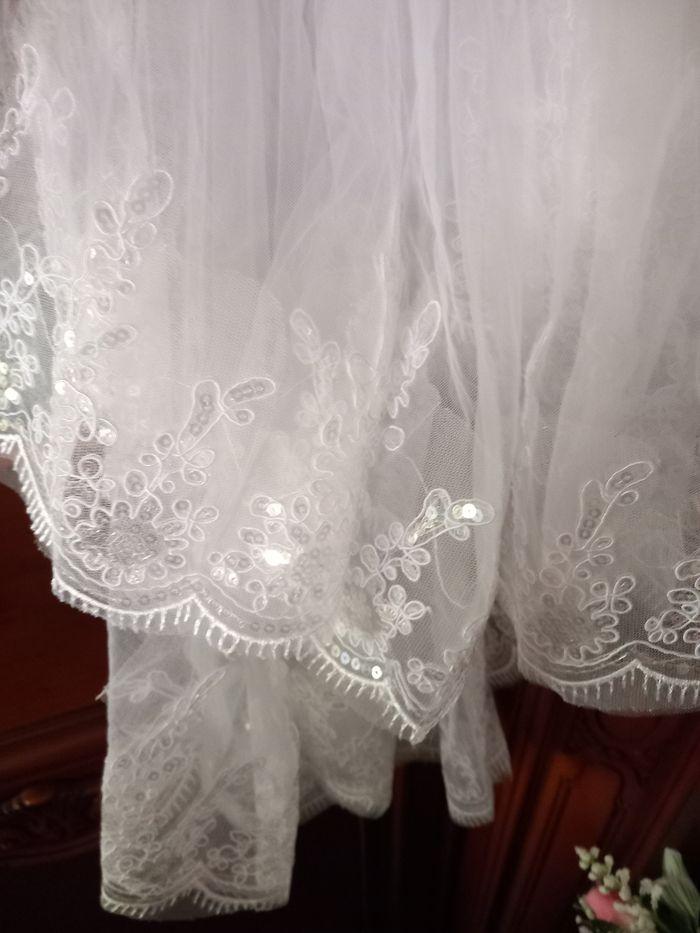 Voile de mariée en tulle blanc et paillettes - photo numéro 4