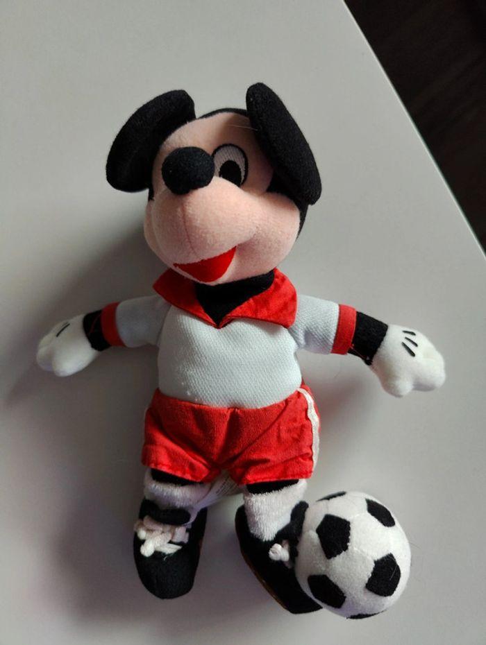 Peluche Mickey footballeur - photo numéro 4