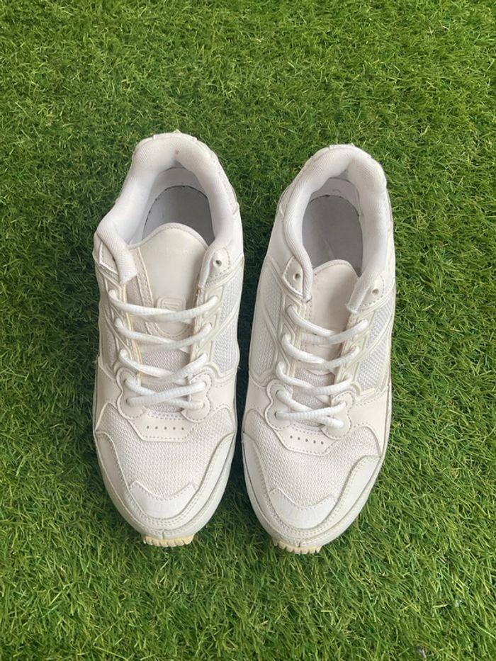 Nike shox enigma 9000 triple White  size 36 - photo numéro 3