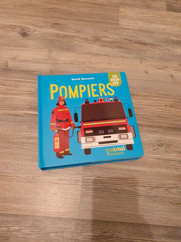 Livres pompiers pop up - photo numéro 1