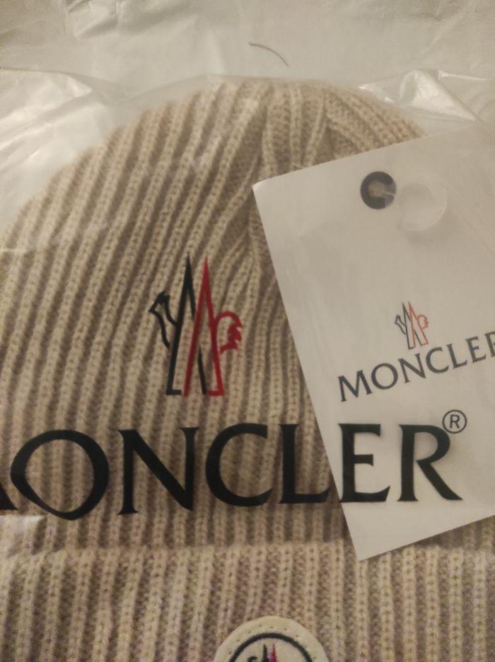 Bonnet Moncler beige - photo numéro 3