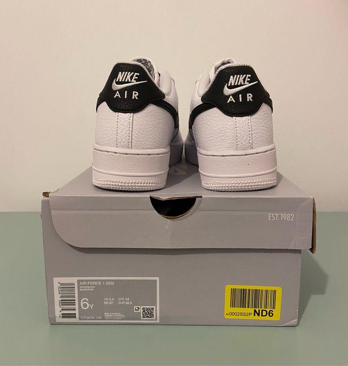 Baskets Nike Air Force 1 neuves - photo numéro 6