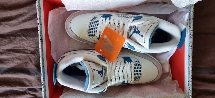 Air Jordan 4 retro Military Blue Nike P44.5 neuves - photo numéro 1